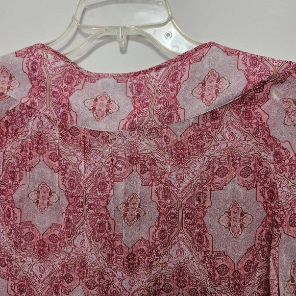 Sundance Blouse Pink Print 100% Silk Long Sleeve Button Semi Sheer Sz S  NWOT - Picture 5 of 8